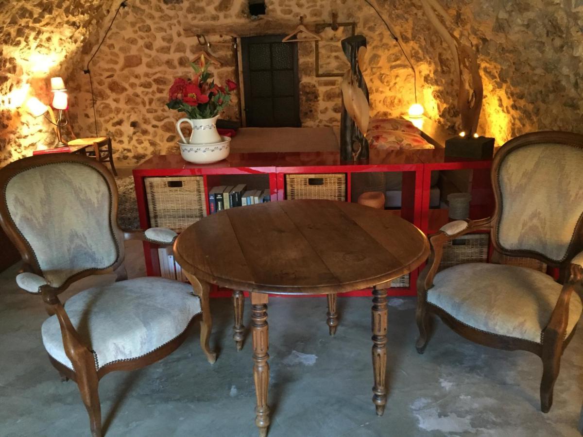 Babayaga Bed and Breakfast Moustiers-Sainte-Marie Exteriör bild